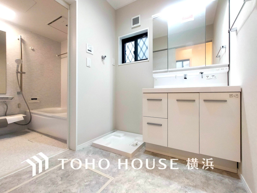 一日の始まりと終わりを心地よく演出してくれる、多彩な機能が備えられたパウダールーム。心地よいリフレッシュ空間です。