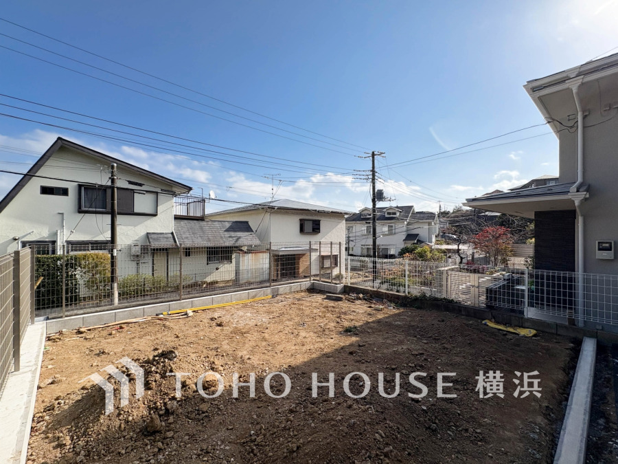 お子さまがお庭で遊べるのはもちろん、家庭菜園やたくさんの友人を招いてBBQ…多彩な楽しみが広がります。