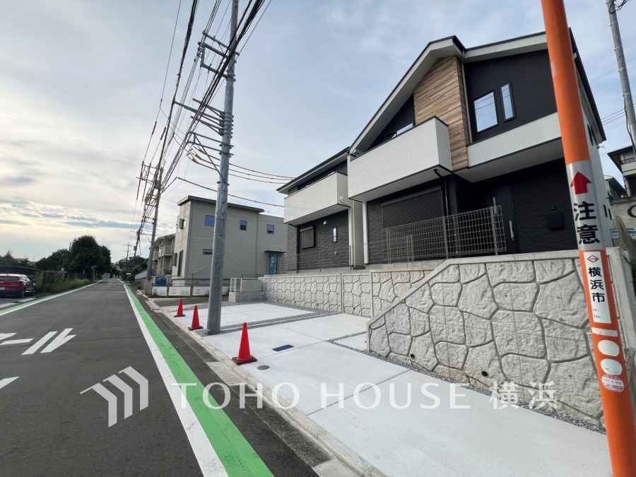 忙しく過ぎゆく日常を置き去るほど、ゆったりした時間が流れる住環境。『快適』は「家」と「街」と「環境」が調和した時に訪れるだと改めて感じさせてくれます。