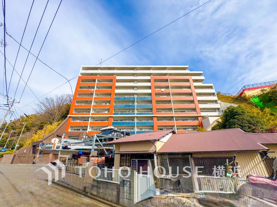 時間のゆとりと空間、爽やかな陽光がもたらす光と風を贅沢なまでに感じる暮らしが始まります。