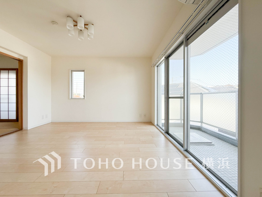 一日の中で多くの時間を過ごすことになる住まいだからこそ、いつも穏やかな空間であるように心掛けています。構成する建材などへの配慮が、住まう方の健康を守ります。