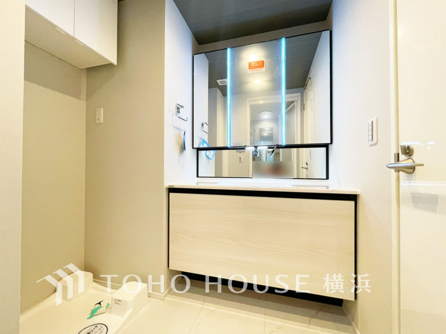 一日の始まりと終わりを心地よく演出してくれる、多彩な機能が備えられたパウダールーム。心地よいリフレッシュ空間です。