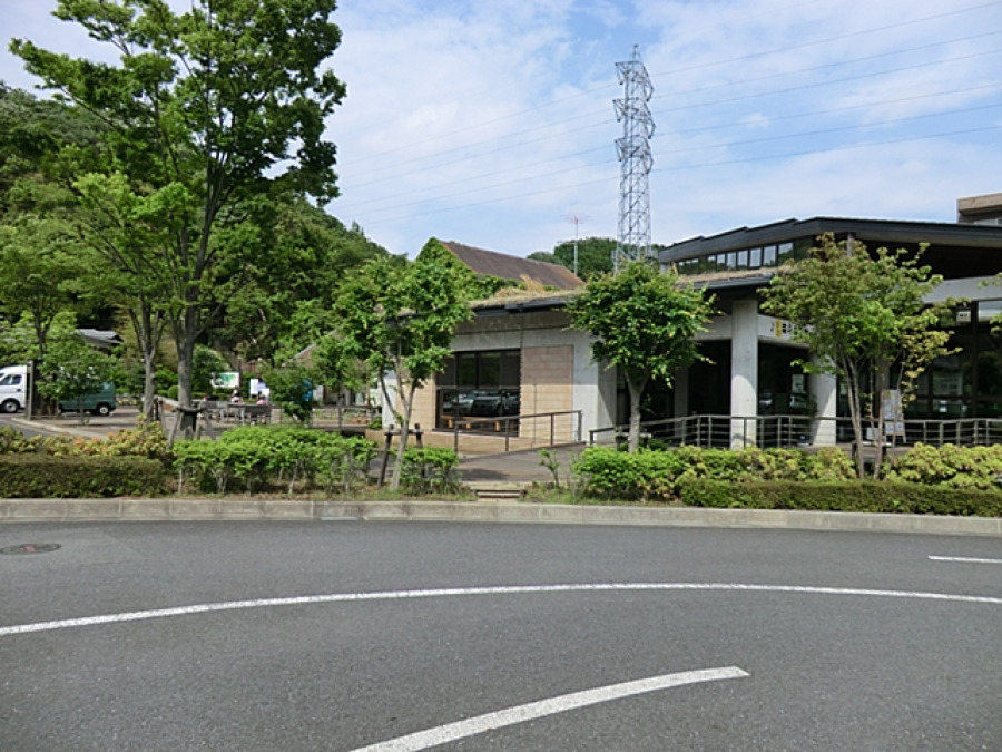 県立東高根森林公園　約350ｍ