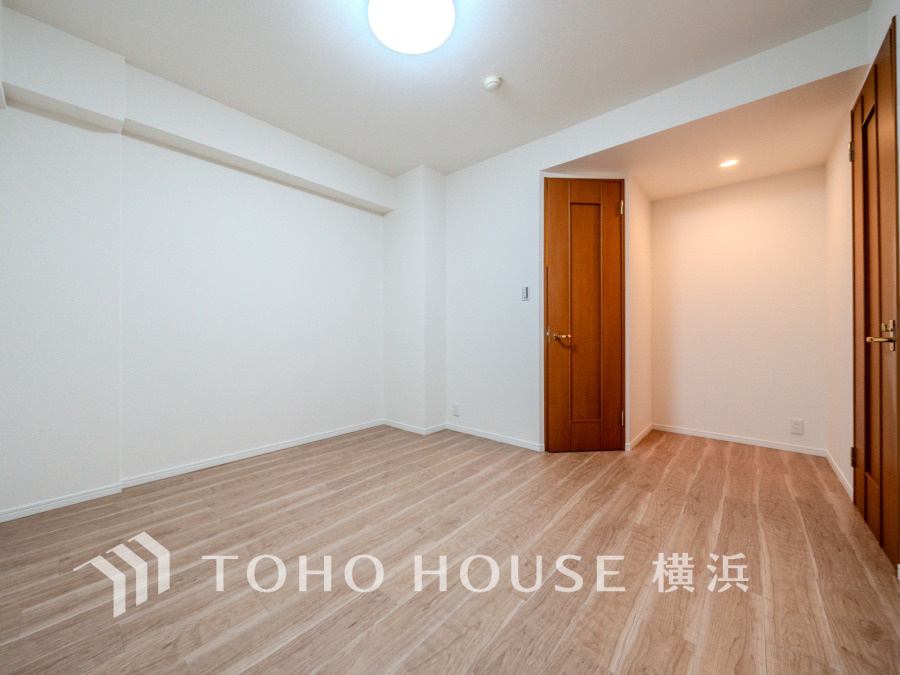 穏やかな寛ぎを届ける上質仕様のゆとりあるお部屋。自分時間を充実させながら心豊かにできるプライベート空間。