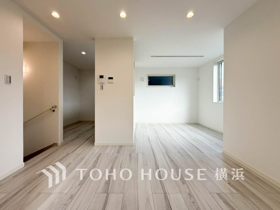 一日の中で多くの時間を過ごすことになる住まいだからこそ、いつも穏やかな空間であるように心掛けています。構成する建材などへの配慮が、住まう方の健康を守ります。