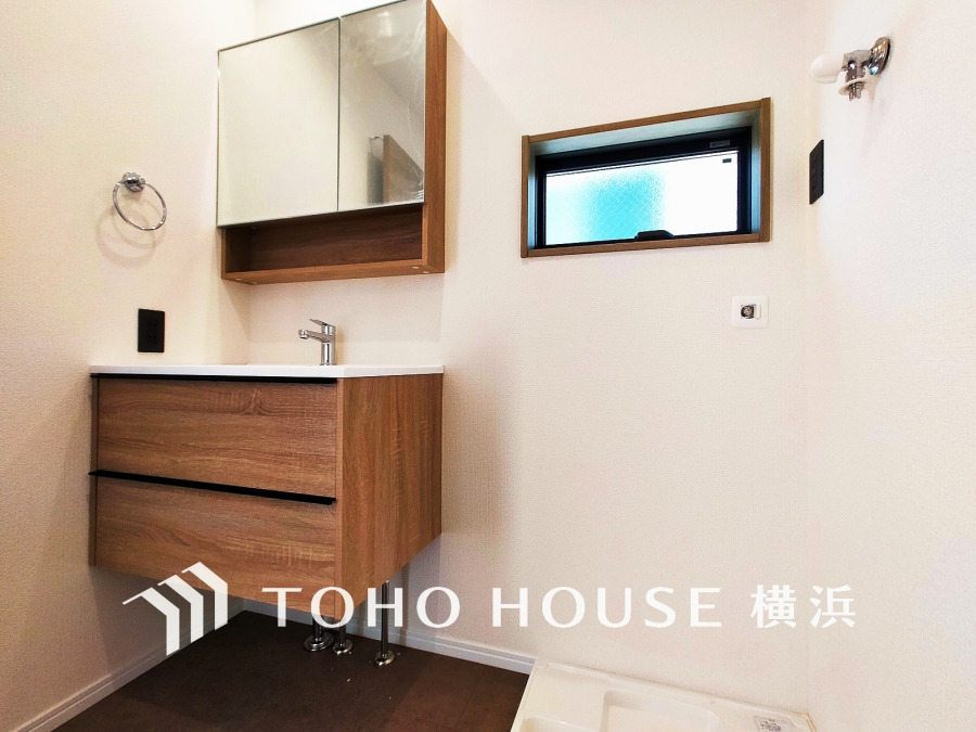 多彩な機能が備えられたパウダールーム。心地よいリフレッシュ空間です。