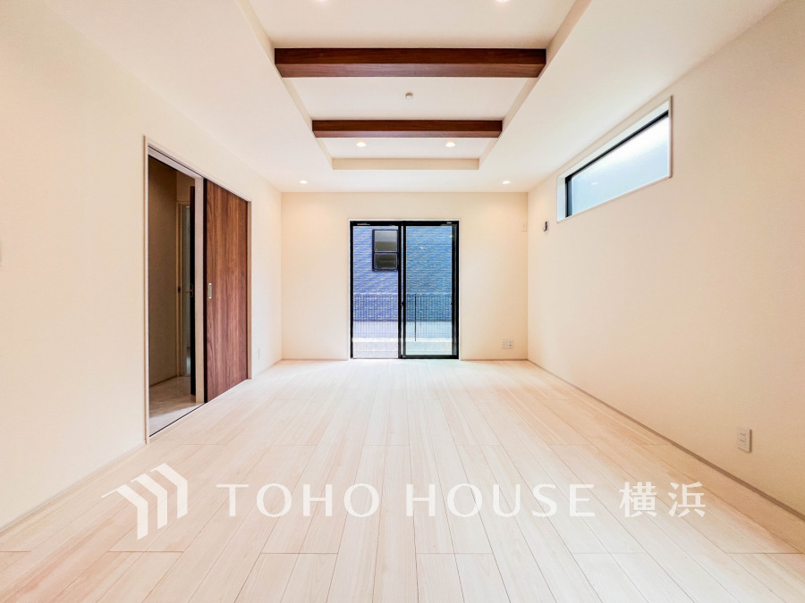 一日の中で多くの時間を過ごすことになる住まいだからこそ、いつも穏やかな空間であるように心掛けています。構成する建材などへの配慮が、住まう方の健康を守ります。