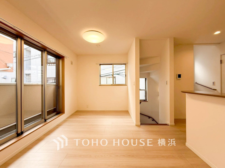 LDKは明るい空間。家族やお客様との時間など、多くの時を刻む空間。何気なく過ぎる時でさえも上質なひと時となる快適な空間を目指して