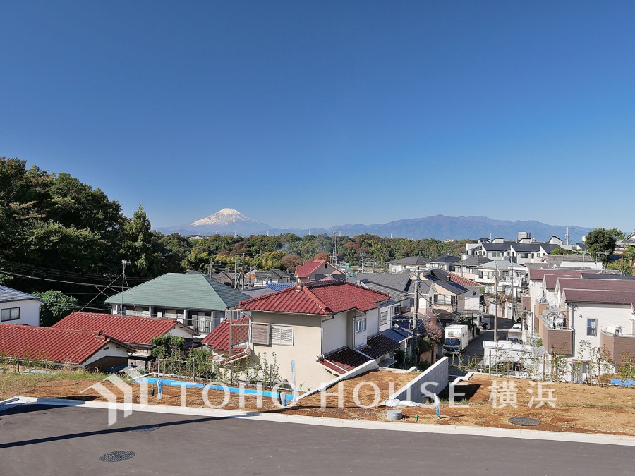 お天気の良い日には富士山を一望する、開放感溢れるみはらしの丘。