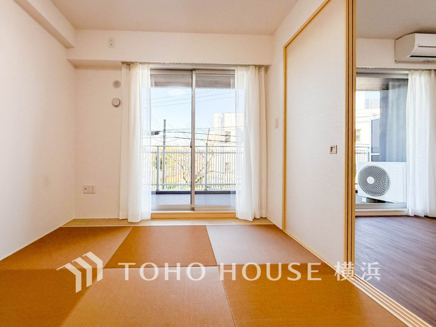 家族団らんのできる和の空間。お客様のおもてなしにも良さそうです。畳の香りに癒され、和の空間を感じることのできる落ち着きある一部屋です。