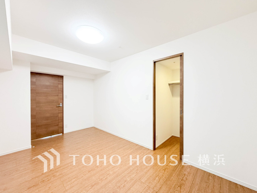 穏やかな寛ぎを届ける上質仕様のゆとりあるお部屋。自分時間を充実させながら心豊かにできるプライベート空間。