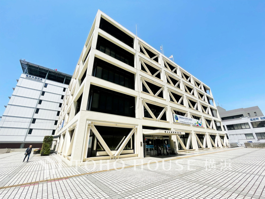 横浜市 保土ケ谷区役所まで　約450ｍ