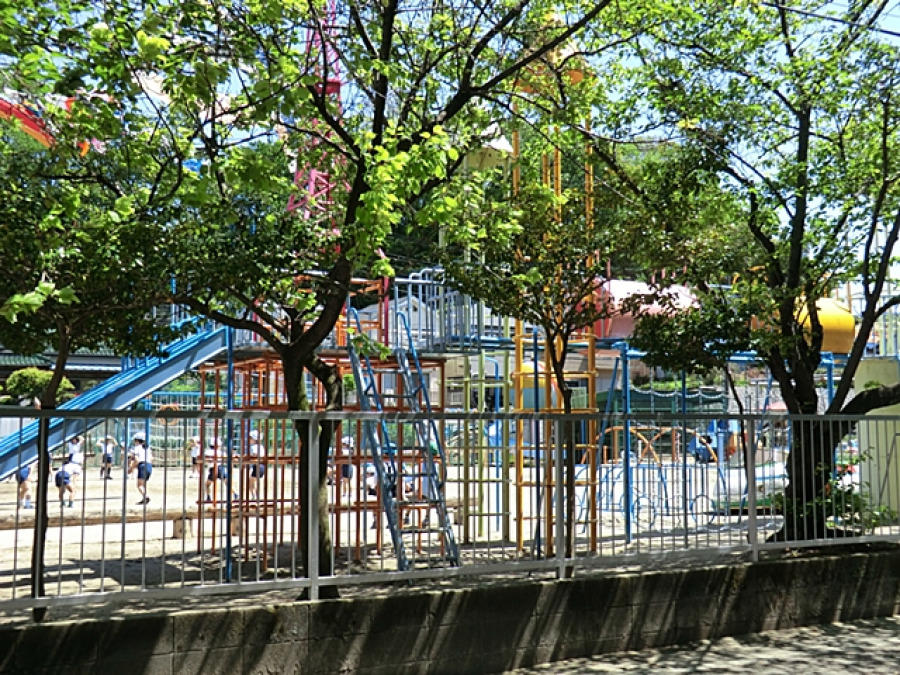 飯島東幼稚園　約1,100ｍ