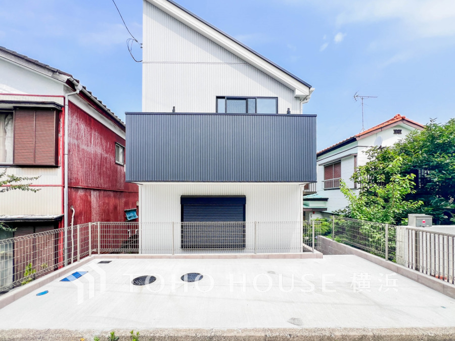 単に見た目や質感の良さだけではなく、建物の基礎や構造といった、目には見えにくい部分にもこだわります。住まいの本質の部分から、住み心地や安全性を見つめ直しました。