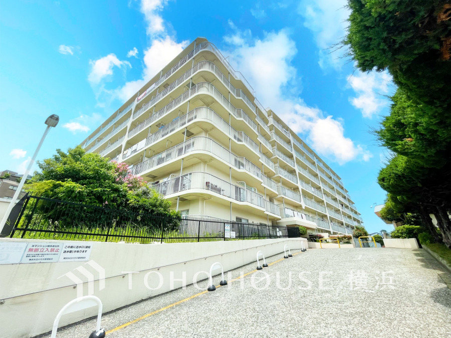 時間のゆとりと空間、爽やかな陽光がもたらす光と風を贅沢なまでに感じる暮らしが始まります。
