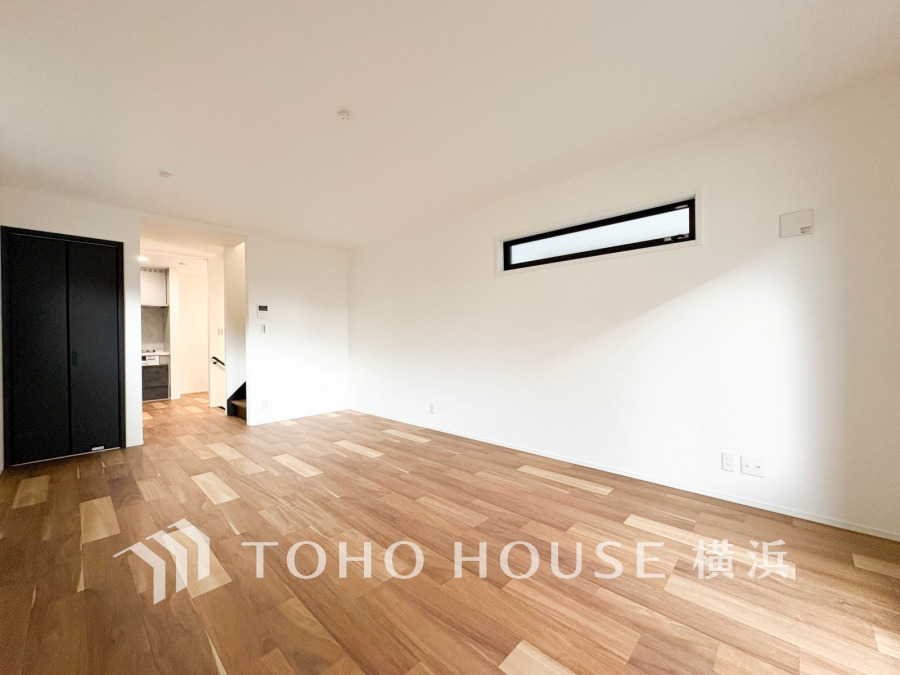 たくさんの想いが美しいカタチに彩られた時、そこにはひと時のくつろぎが生まれ、ゆっくりと愛着が育まれていきます。