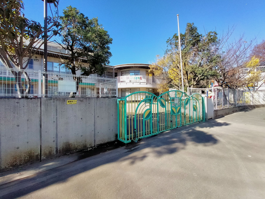 認定こども園しらかば幼稚園　約1,100ｍ