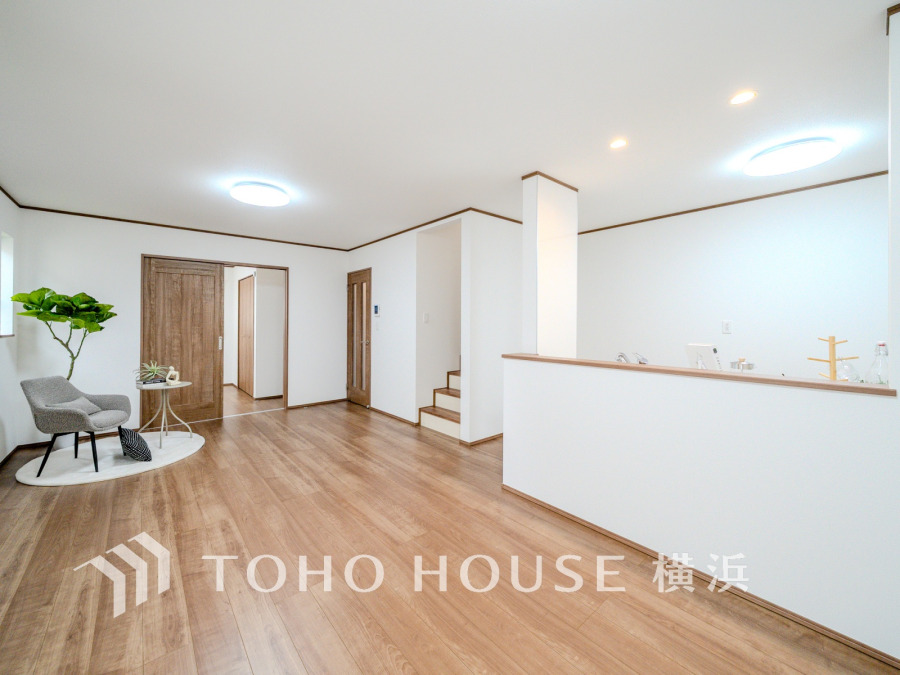 たくさんの想いが美しいカタチに彩られた時、そこにはひと時のくつろぎが生まれ、ゆっくりと愛着が育まれていきます。