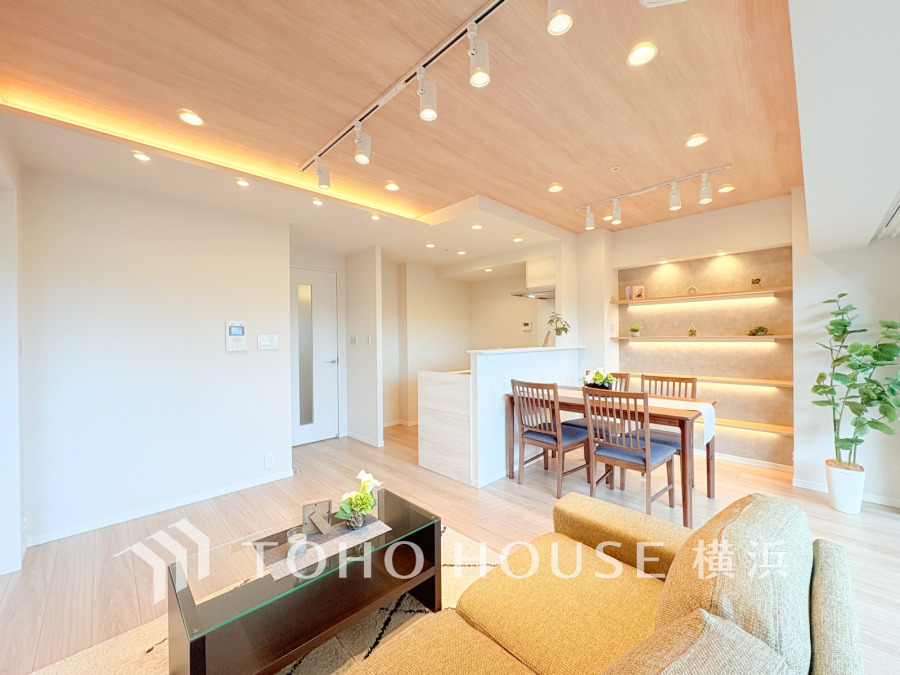 上質な時間を育む暮らしのメインステージ。寛ぎとコミュニケーションを育む居心地のよい場所。