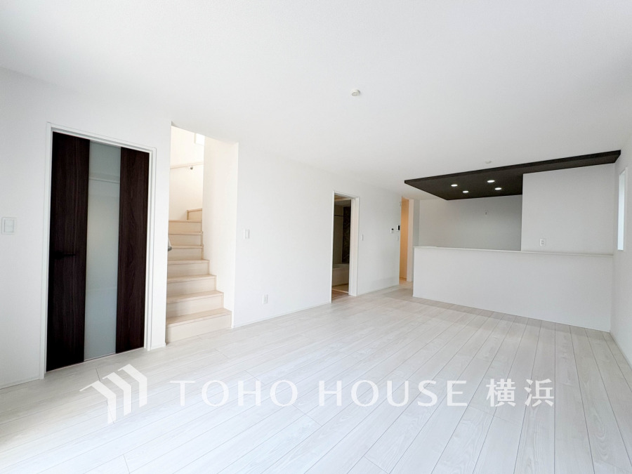 上質な時間を育む暮らしのメインステージ。寛ぎとコミュニケーションを育む居心地のよい場所。