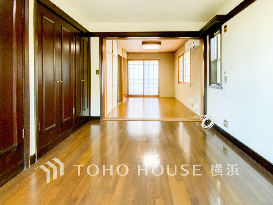 空間演出に拘り整然とセンス良く纏められた室内は最高の癒し空間でなければなりません。そこで暮らす方々のことを考え抜き、そして造りこんだ空間は極上の癒しを提供してくれます。