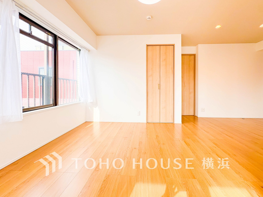 ご家族やお客様との時間など、多くの時を刻む空間。何気なく過ぎる時でさえも上質なひと時となる快適な空間を目指して。