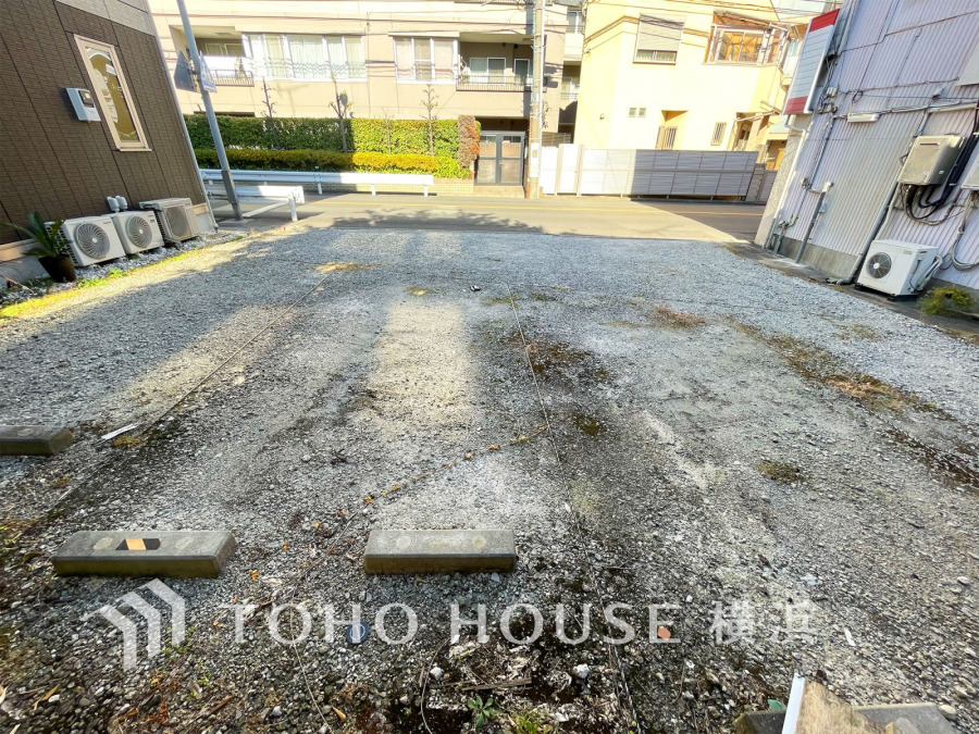 多方面への軽快な交通アクセスと豊かな利便性が魅力の東急東横線沿線。『妙蓮寺』駅徒歩6分の生活しやすい住環境。