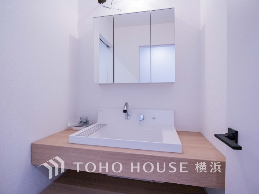 一日の始まりと終わりを心地よく演出してくれる、多彩な機能が備えられたパウダールーム。心地よいリフレッシュ空間です。