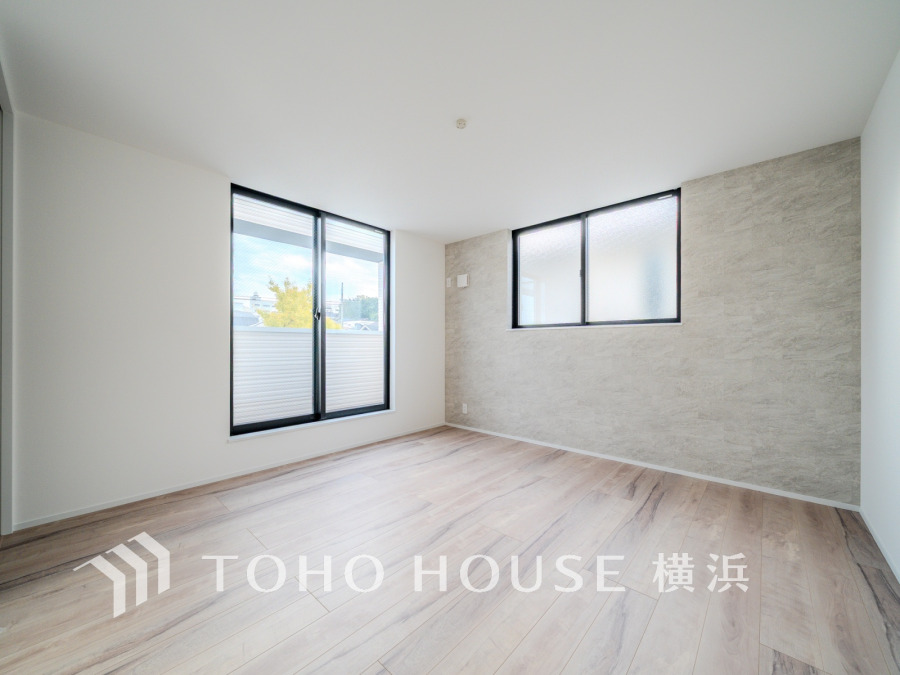 家族一人ひとりの大切なプライベート空間。趣味・感性で個性的に飾って頂けるようシンプルに仕上げてあります。自分時間を充実させながら心豊かなひとときを過ごすための大切な空間。