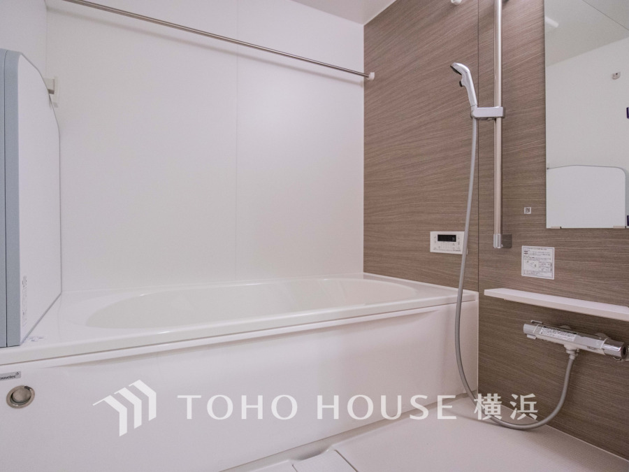1日の疲れを取り心身を癒すことができる住まいの中のリラクゼーション空間、バスルーム。心からゆったりと寛いでいただけるよう、ゆとりのスペースを確保してます。