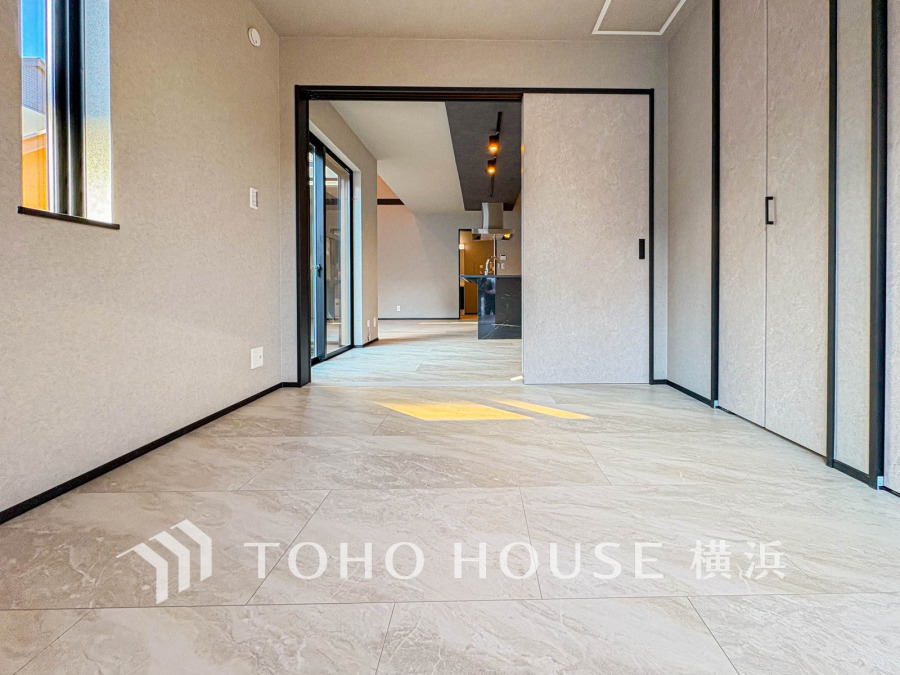 空間演出に拘り整然とセンス良く纏められた室内は最高の癒し空間でなければなりません。そこで暮らす方々のことを考え抜き、そして造りこんだ空間は極上の癒しを提供してくれます。