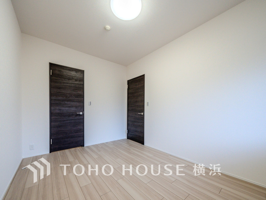 穏やかな寛ぎを届ける上質仕様のゆとりあるお部屋。自分時間を充実させながら心豊かにできるプライベート空間。