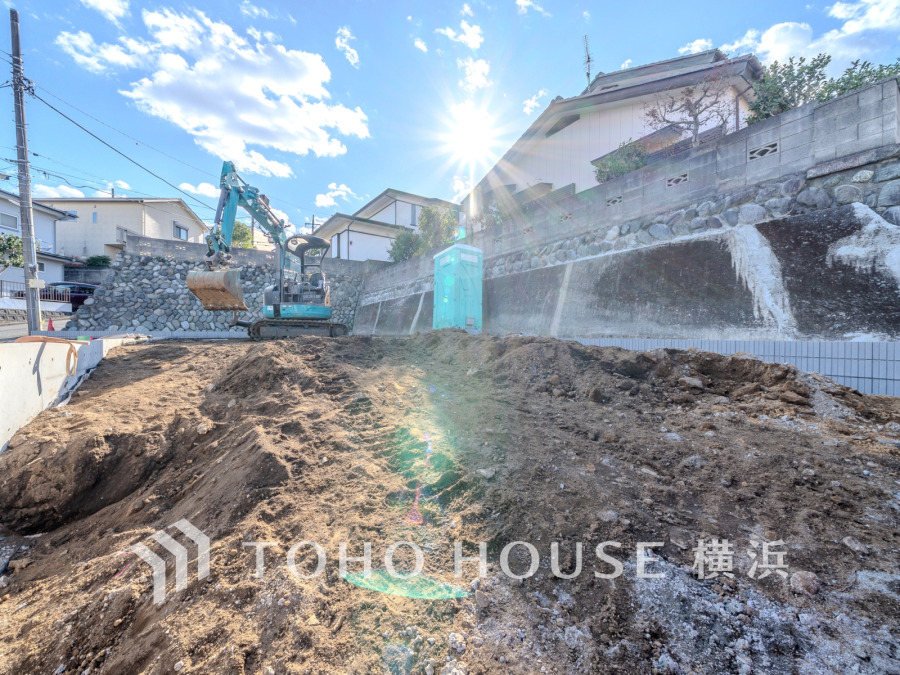 広々とした敷地はカースペースを2台分確保したお住まいの建築が可能です