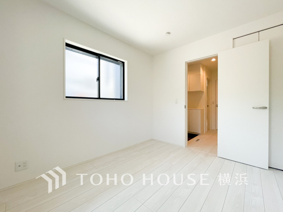 穏やかな寛ぎを届ける上質仕様のゆとりあるお部屋。自分時間を充実させながら心豊かにできるプライベート空間。