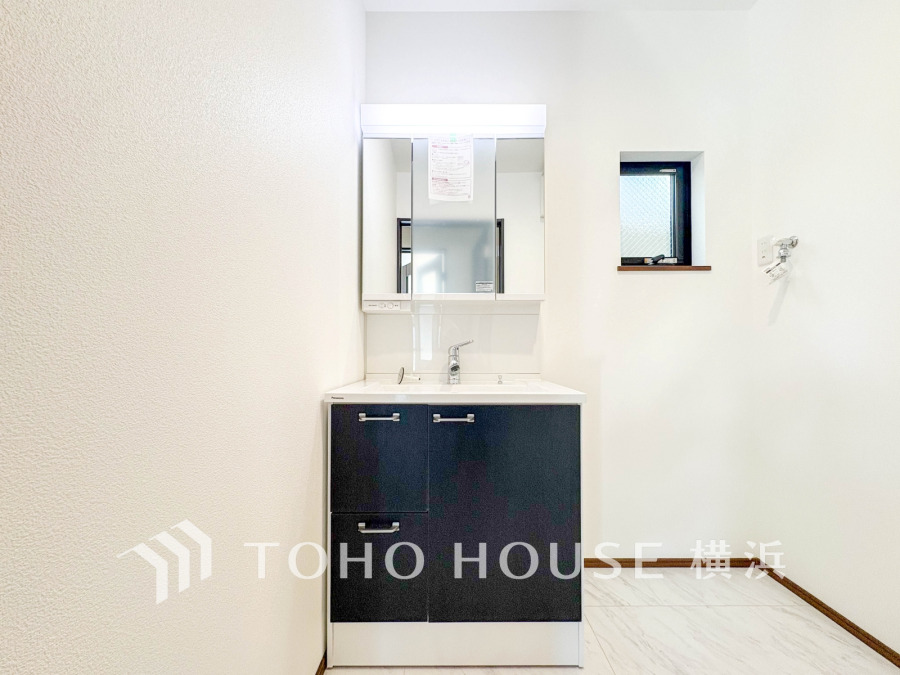 多彩な機能が備えられたパウダールーム。心地よいリフレッシュ空間です。