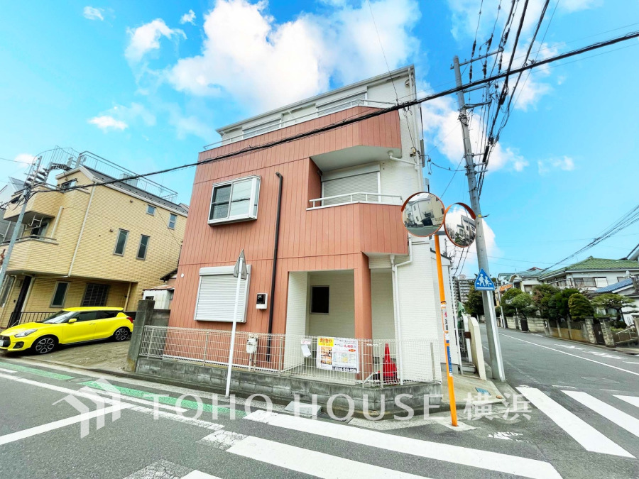 うららかな陽射しがどのお部屋にも降り注ぎますように、快適さを追求した間取設計。得難い立地環境での生活を恵みの豊かな永住の地へと変えてくれます。