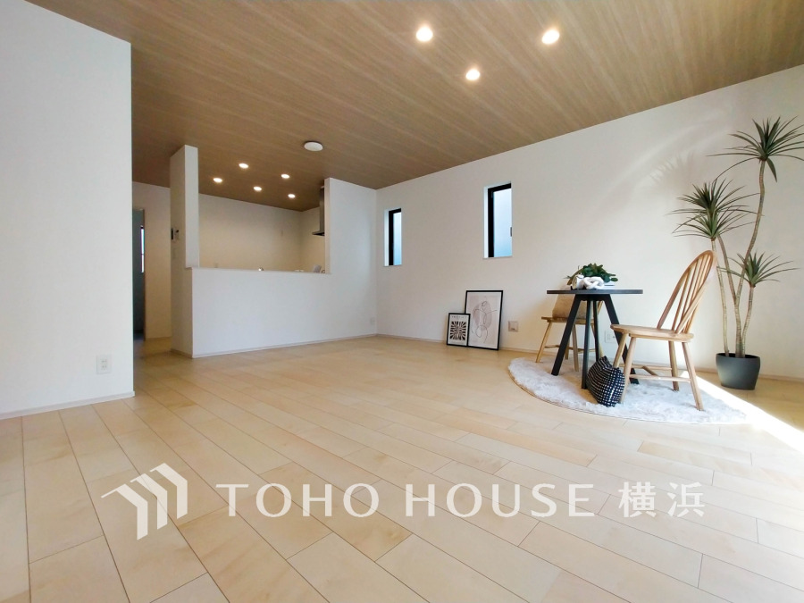 上質な時間を育む暮らしのメインステージ。寛ぎとコミュニケーションを育む居心地のよい場所。