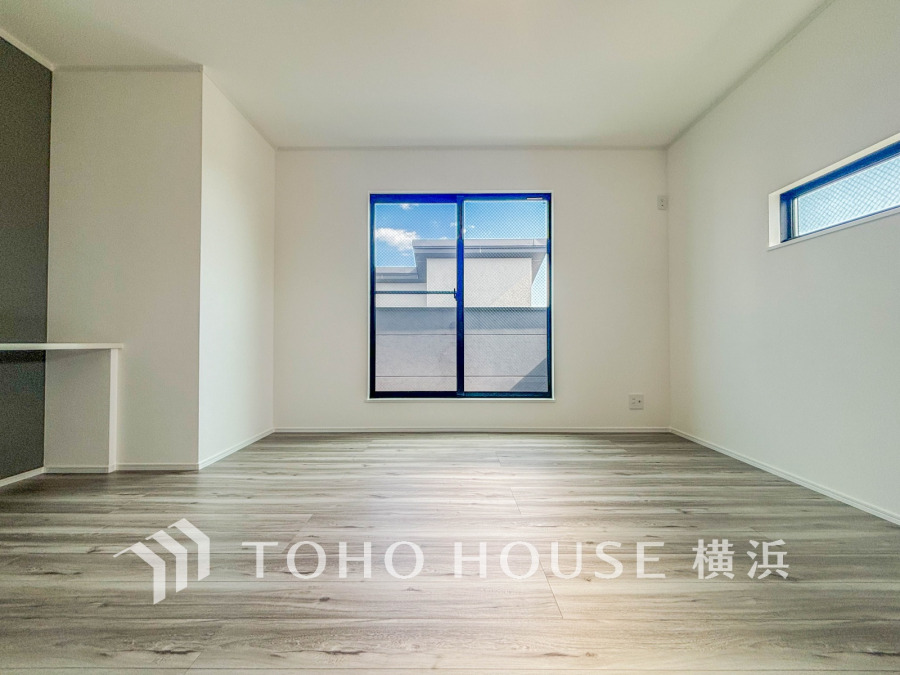 ゆとりと収納を確保した洋室。自分時間を充実させながら心豊かなひとときを過ごすための大切な空間です。
