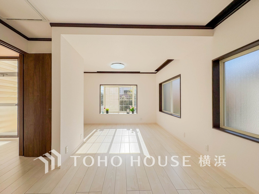 穏やかな寛ぎを届ける上質仕様のゆとりあるお部屋。自分時間を充実させながら心豊かにできるプライベート空間。