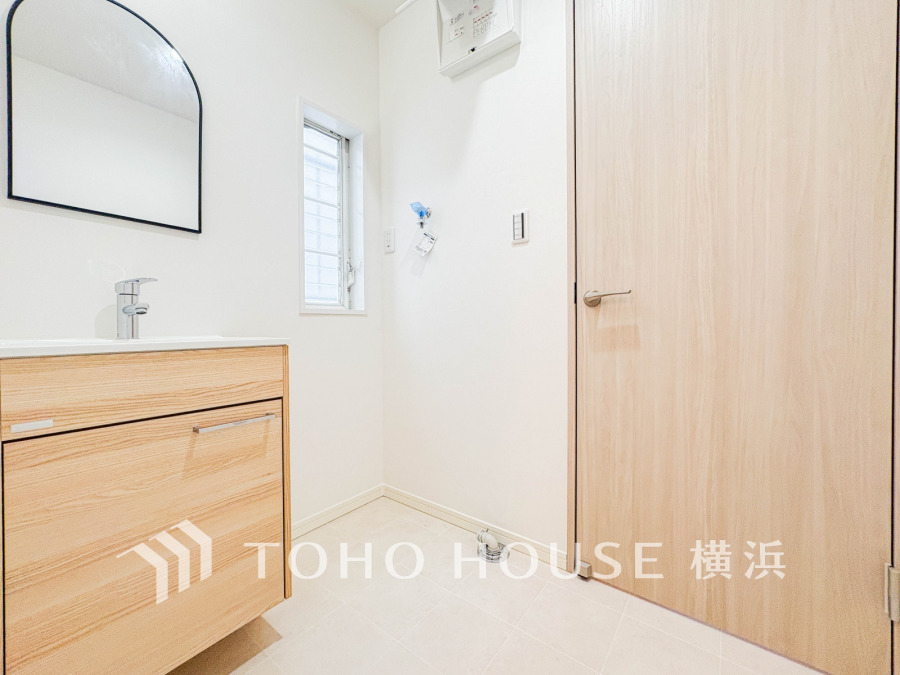 一日の始まりと終わりを心地よく演出してくれる、多彩な機能が備えられたパウダールーム。心地よいリフレッシュ空間です。