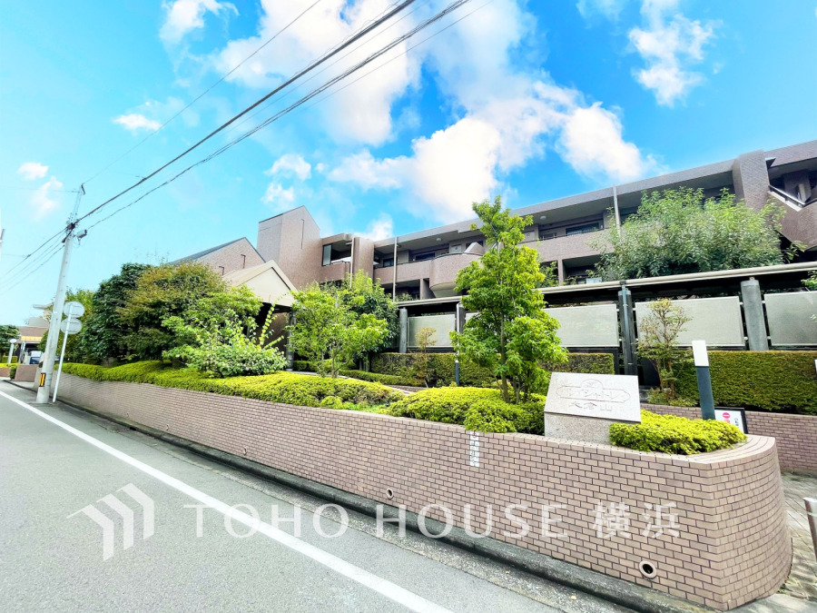 ここから始まる「日常」はご家族にとって大切で貴重な時間。少しでも豊かに、少しでも快適に。そんな想いを大切にした本邸宅は、これから先のお住まいをきっと支えてくれるはずです。