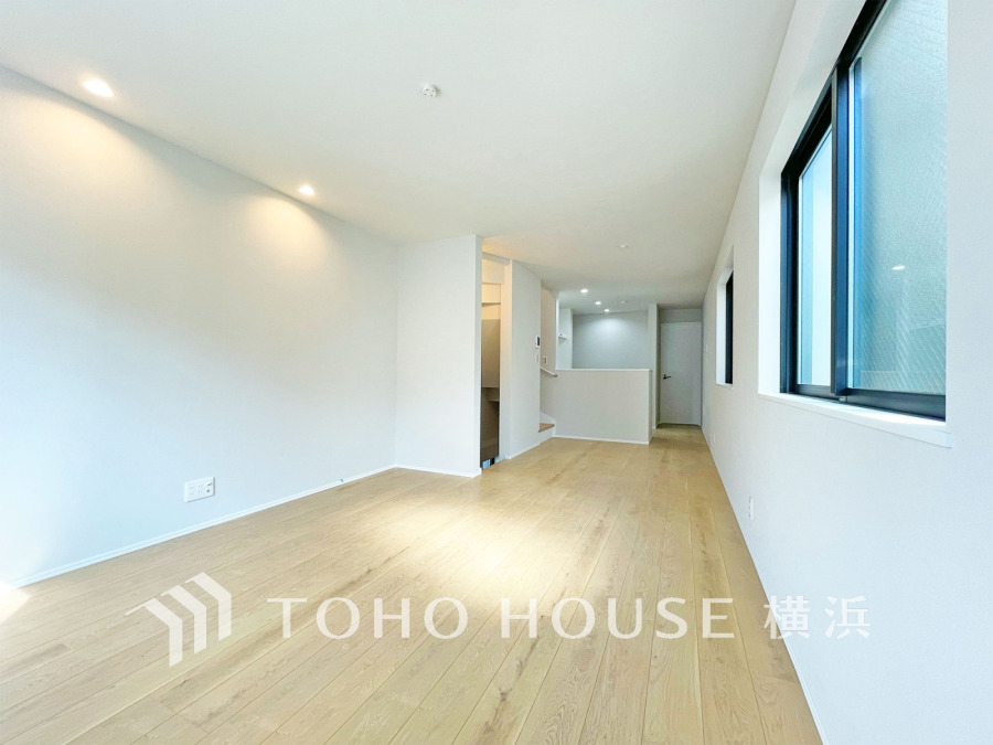 2階レイアウトのLDKは17.2帖。家族の一体感を感じられる広々スペースです。