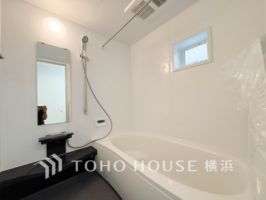 1日の疲れを取り心身を癒すことができる住まいの中のリラクゼーション空間、バスルーム。心からゆったりと寛いでいただけるよう、ゆとりのスペースを確保しています。