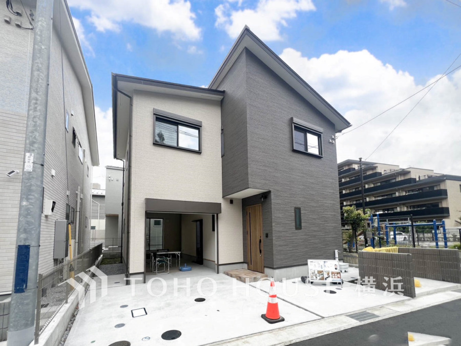 ここから始まる「日常」はご家族にとって大切で貴重な時間。少しでも豊かに、少しでも快適に。そんな想いから生まれた本邸宅は、これから先のお住まいをきっと支えてくれるはずです。