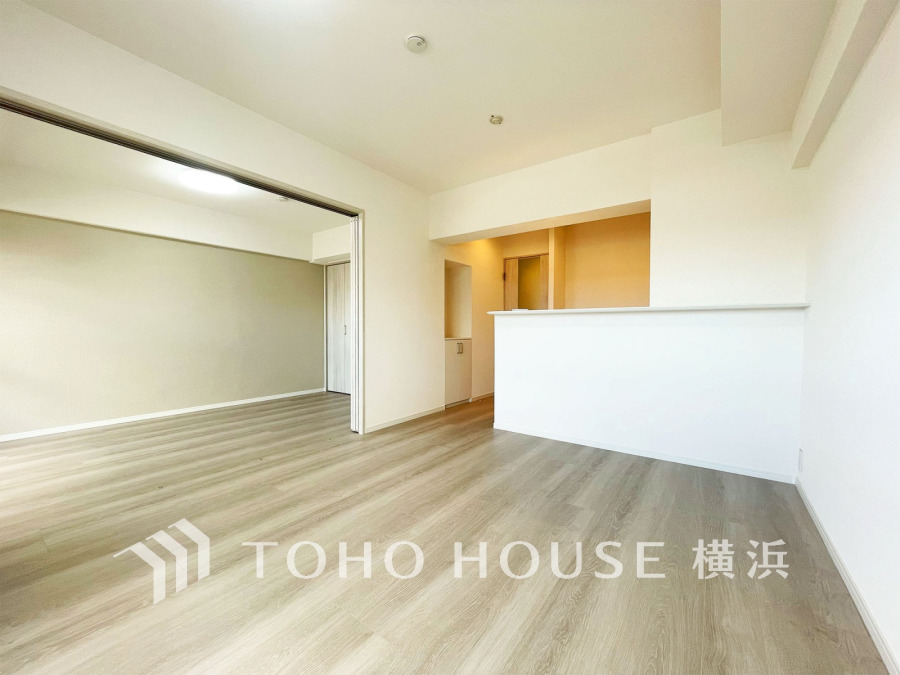 ご家族やお友達との時間など、多くの時を刻む空間。何気なく過ぎる時でさえも上質なひと時となる快適な空間を目指して。