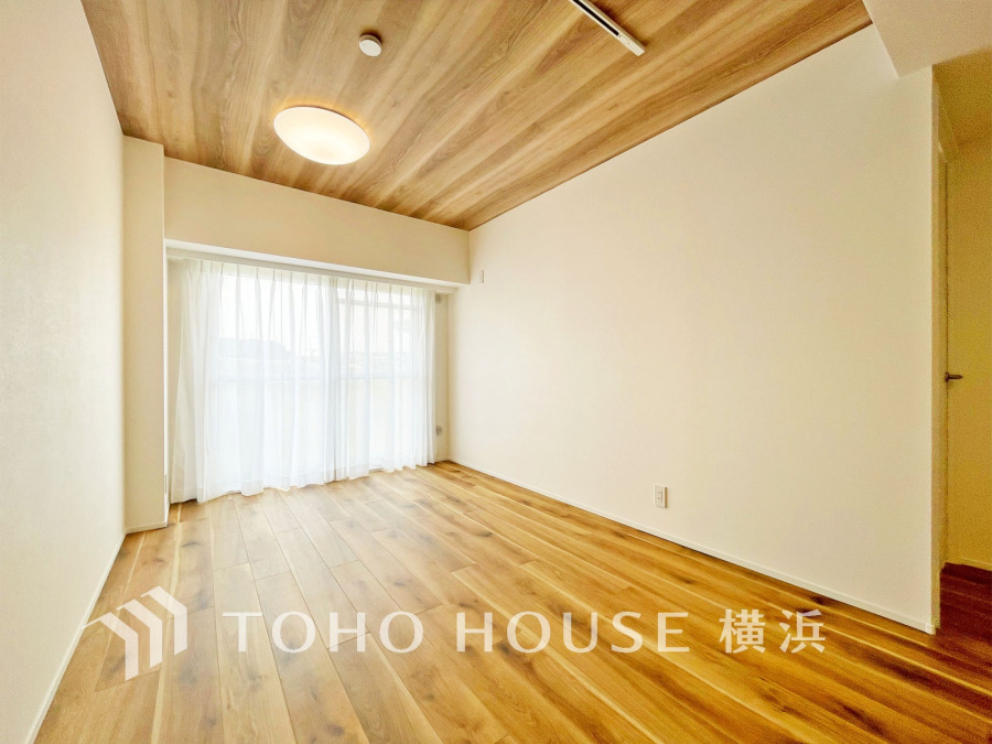 ご家族やお友達との時間など、多くの時を刻む空間。何気なく過ぎる時でさえも上質なひと時となる快適な空間を目指して。