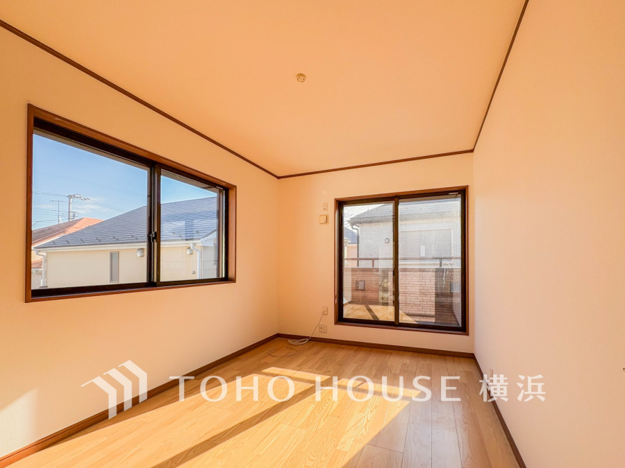 感性を育むプライベートルームはシンプルでスマートな空間。好みの空間で読書をしたり、音楽を聞いたりと一人の時間も充実したものにできます。