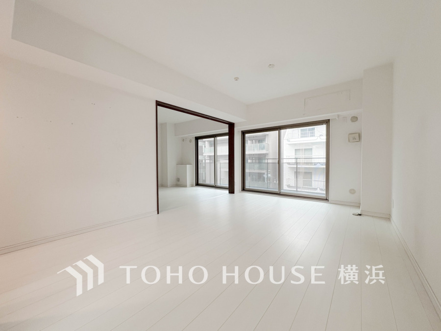 一日の中で多くの時間を過ごすことになる住まいだからこそ、いつも穏やかな空間であるように心掛けています。構成する建材などへの配慮が、住まう方の健康を守ります。