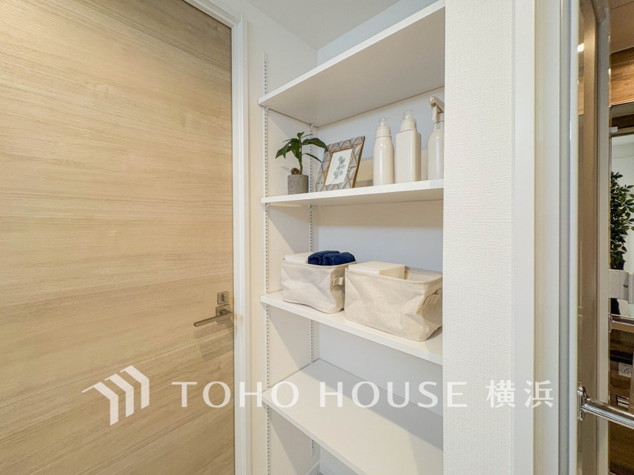 お客様の求める本当の“住み心地”とは何なのか。そのための一手間一工夫を惜しみません。街並みや周辺の環境に呼応しながら、美しく、そして毎日の暮らしを考慮した機能性の高い住まい。