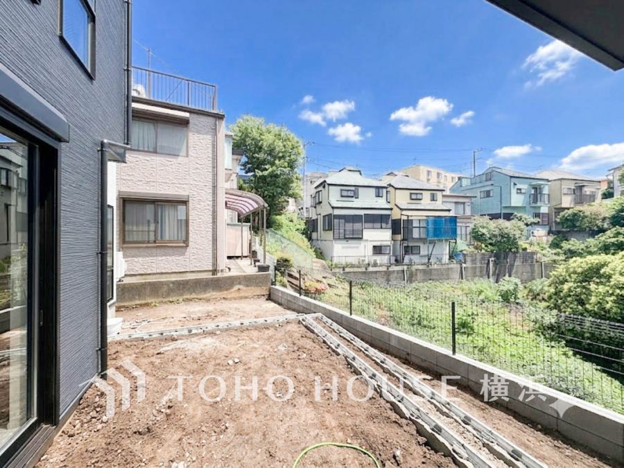 お子様がお庭で遊べるのはもちろん、家庭菜園やたくさんの友人を招いてBBQ、楽しみ方がたくさん！